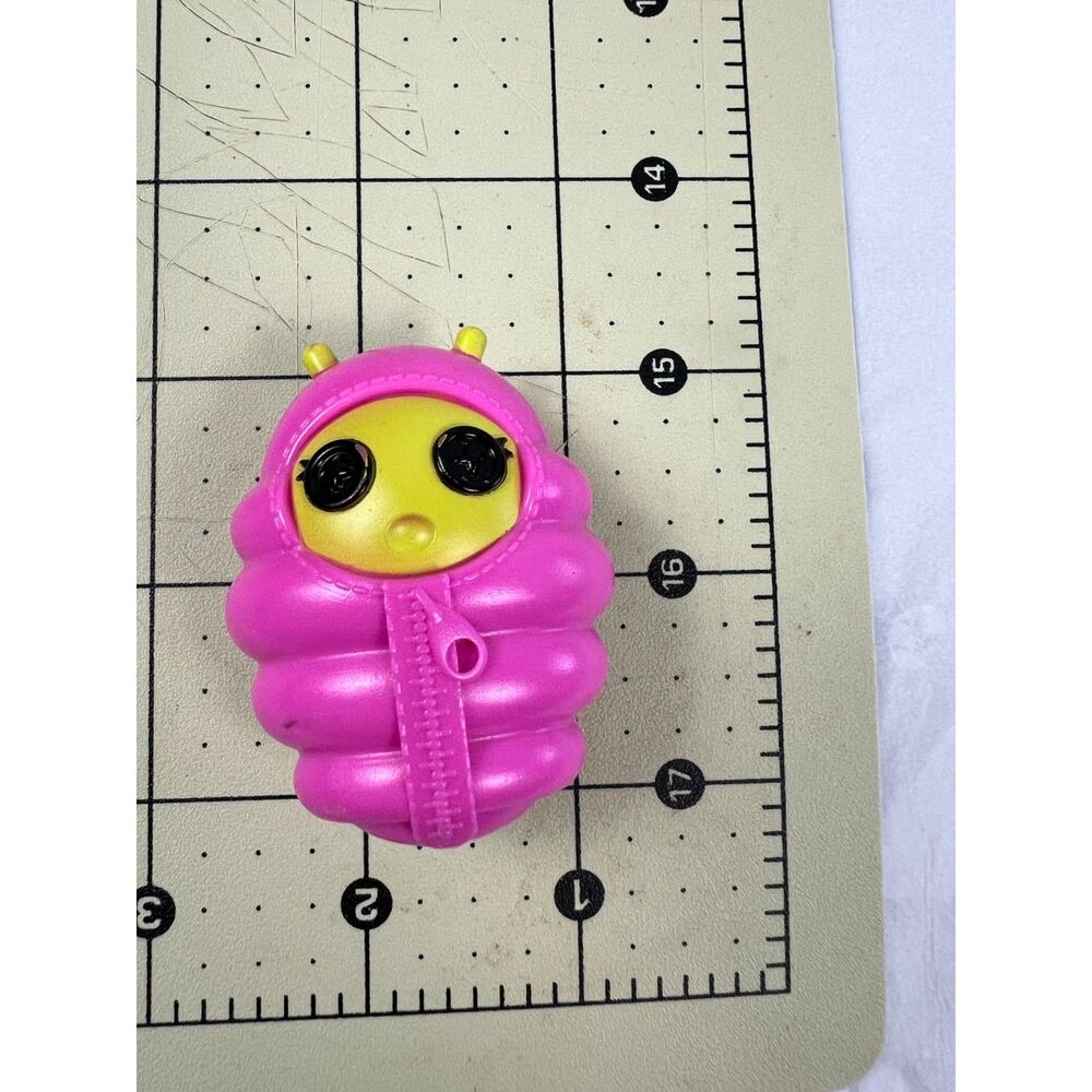 Lalaloopsy Lot: 2009  Starlight, 2012 Baby Firefly, 2011 Mini Marina Anchors - Picture 7 of 10